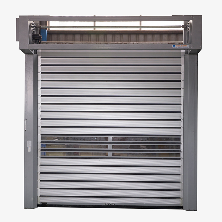 Τι ακριβώς διαχωρίζει μια πόρτα υψηλής ταχύτητας από μια κανονική πόρτα